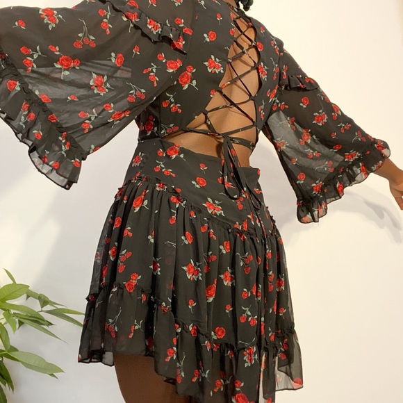 BLACK FLORAL PIXIE DRESS - Picture 2 of 3